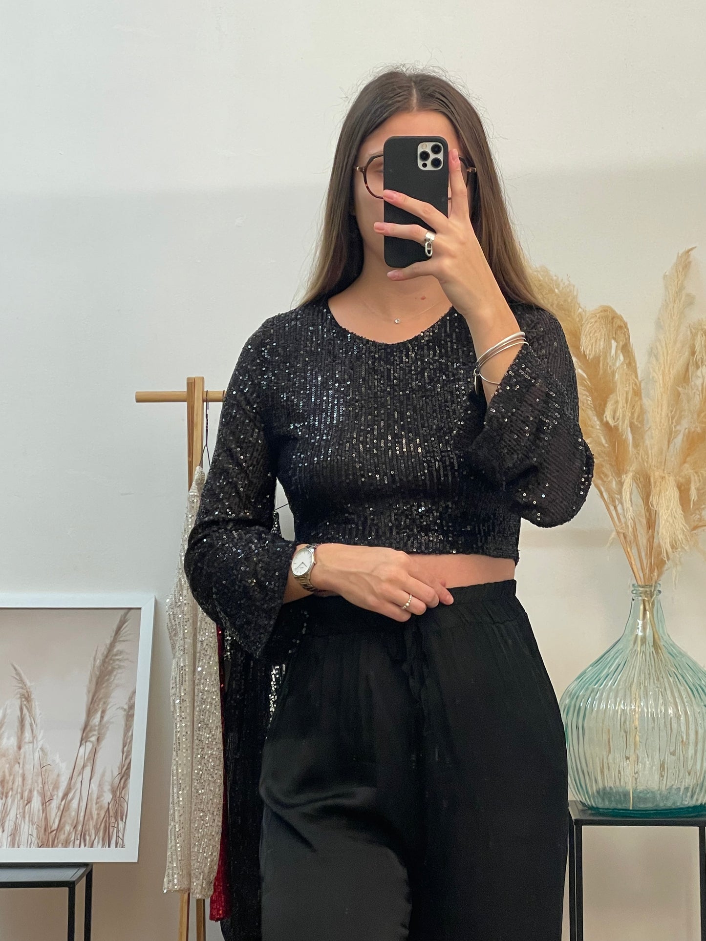 Haut à sequins noir