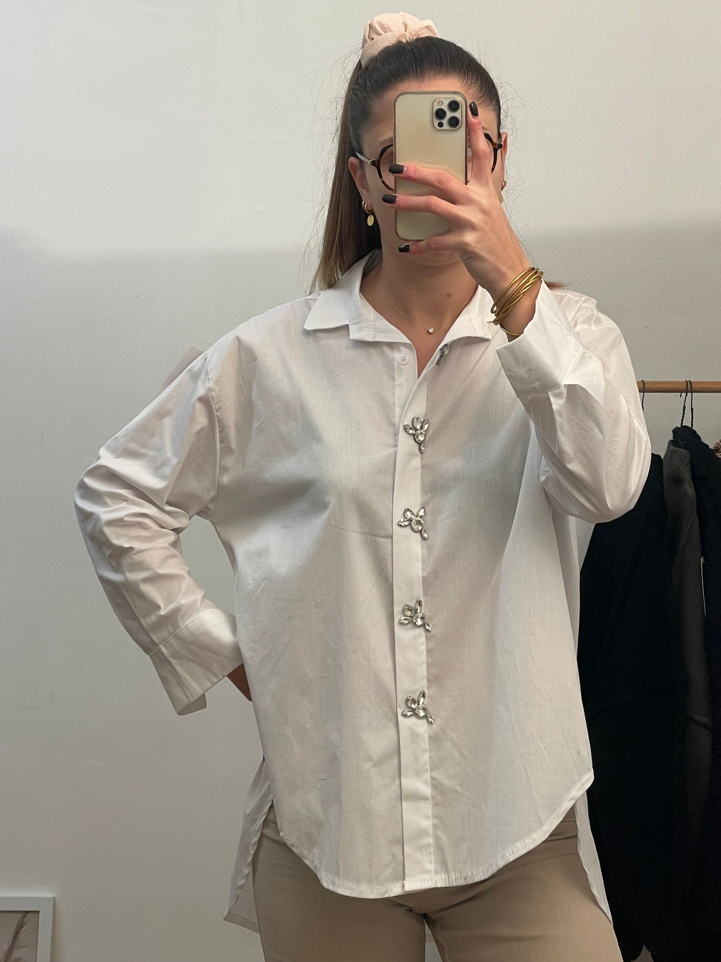 Chemisier blanc bijoux